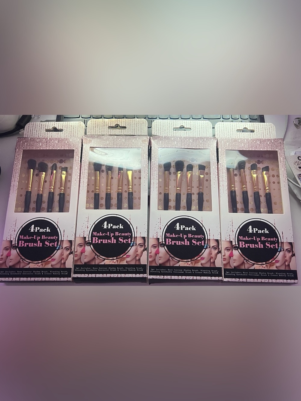 4 Boxes - Makeup Brush Set (4 in each pack)